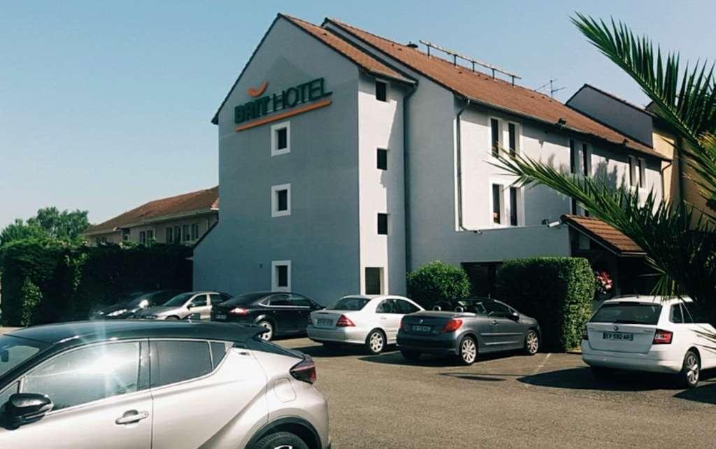 Brit Hotel Confort Pau Lons Exteriér fotografie