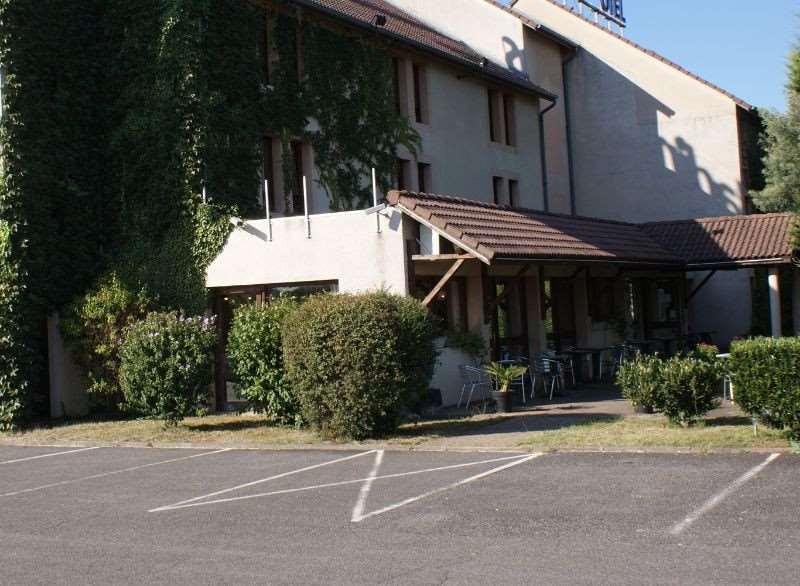 Brit Hotel Confort Pau Lons Exteriér fotografie